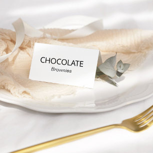 Stijlvolle kalligrafie buffet voedsel labels tafel