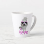 Stijlvolle Maltese hond met roze zonnebril Latte Mok (Rechterhoek)