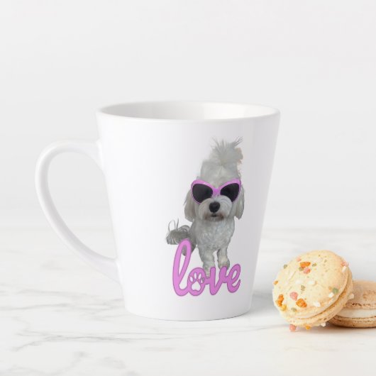 Stijlvolle Maltese hond met roze zonnebril Latte Mok (In situ)