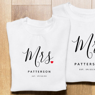 Stijlvolle Mrs Custom Last Name & Date Wedding T-shirt