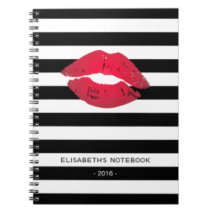 Stijlvolle rode lippen met klassieke zwart-wit str notitieboek