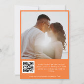 Stijlvolle roze en Oranje monogram QR-code bruilof Kaart (Achterkant)