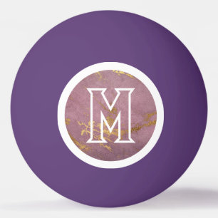 STIJLVOLLE ROZEN MARMEREN LOOK MET INITIAAL PINGPONGBALLEN