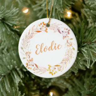 Stijlvolle rustieke bloemenkrans met gepersonalise keramisch ornament