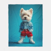 Stijlvolle Westie Pup in Denim en Sneakers Fleece Deken (Voorkant)