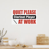 Stil, alsjeblieft Clarinet Player op het werk Poster (Keuken)