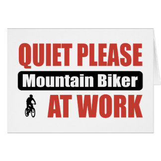 Stil alsjeblieft mountainbiker op het werk