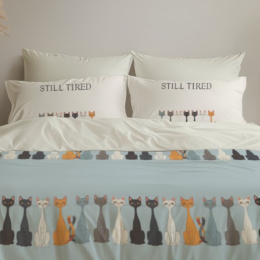 Still Tired Cats Mom | Blue Graphic Reversible Cat Kussensloop