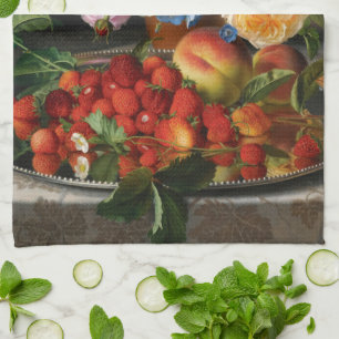 Stilleven Rozen en Aardbeien door Otto Ottesen Theedoek