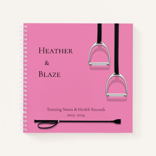 Stirrup Irons & Riding Crop Pink Square Equestrian Notitieboek (Voorkant)