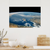 stof boven het middellandse-zeegebied en het Zee c Poster (Keuken)