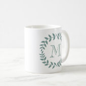 Stof Groen Botanisch Krans Elegant Monogram Koffiemok (Voorkant rechts)