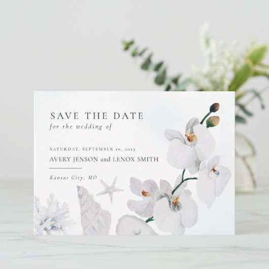 Stofblauw zeeschelp wit orchidee strand save the date (Staand voorkant)
