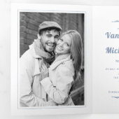 Stoffelijk blauw elementen en typografie bruiloft drieluik uitnodiging (Binnenzijde eerst)