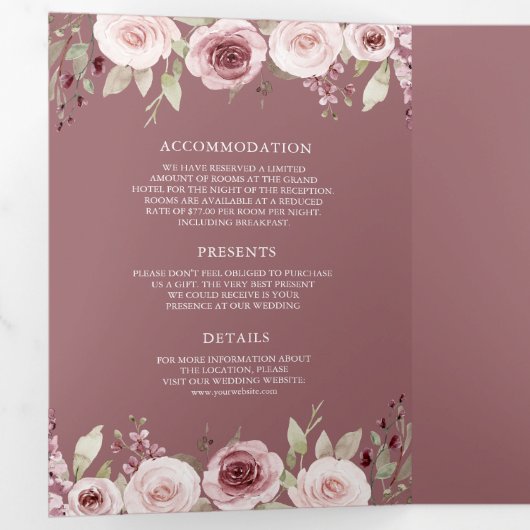 Stoffelijk Roos Blush Bloemen Ampersand QR Code Br Drieluik Uitnodiging (Binnenzijde eerst)