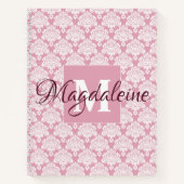 Stoffig Roos Roze  Lacy Damask Monogrammed Notitieboek (Voorkant)