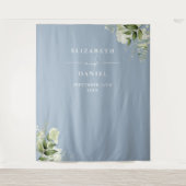 Stoffige blauwe bloemen bruiloftsfotocabine achter wandkleed (Voorkant)