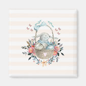 Stomme Bunny in een mand met eieren en  bloemen Magneet (Voorkant)