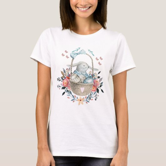 Stomme Bunny in een mand met eieren en  bloemen T-shirt (Voorkant)