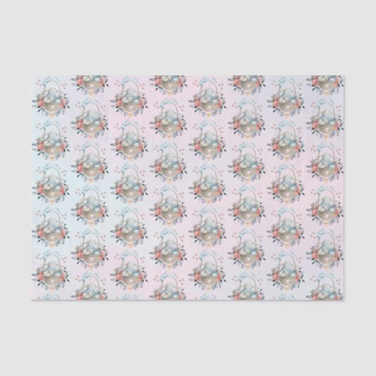 Stomme Bunny in een mand met eieren en bloemen Tissuepapier (Voorkant)