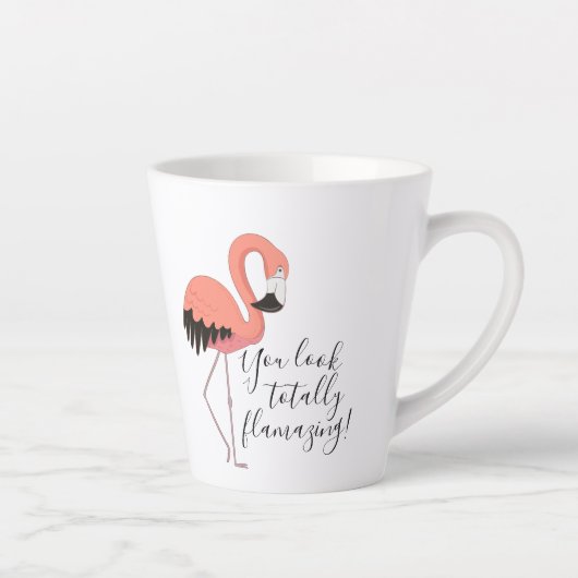 Stomme roze flamingo je ziet er helemaal ontvlamme latte mok (Rechts)