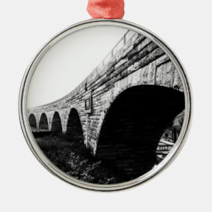 Stone Arch Bridge Metalen Ornament