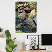Stone River bed | waterval | bosgroen Poster (Thuiskantoor)