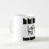 Stoor de Mok van het Examen niet (Voorkant links)