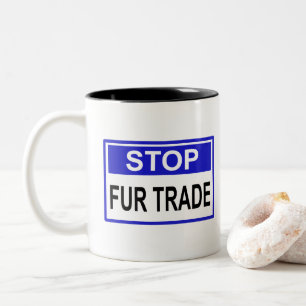 Stop de handel in bont Blauwe sticker Tweekleurige Koffiemok