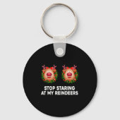 Stop Staring At My Reindeers Ugly Gag Xmas Sweater Sleutelhanger (Voorkant)