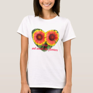 Stoppen en de bloemen ruwen t-shirt