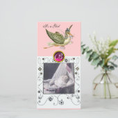 STORK BABY SHOWER SWIRLS MONOGRAM ruby white Aankondiging (Staand voorkant)