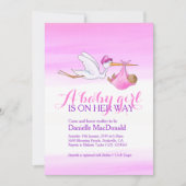 Stork met donkere baby meisje baby douche uitnodig kaart (Voorkant)