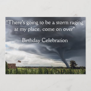 Storm tornado of twister die hooibalen optilt kaart