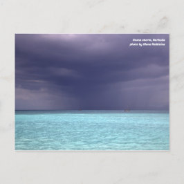 Storm van de Oceaan in het briefkaart van Barbuda
