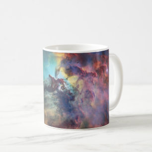 Stormachtige Zeeen van Lagune Nebula in Boogschutt Koffiemok