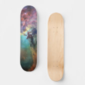 Stormachtige Zeeen van Lagune Nebula in Boogschutt Skateboard (Voorkant)