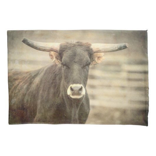 STOUT LONGHORN STEER PILLOWCASE KUSSENSLOOP (Voorkant)