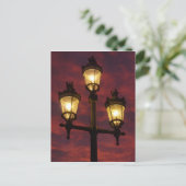 Straatlantaarn mooie, kleurrijke hemel briefkaart (Staand voorkant)