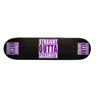 Straight Outta Sacramento Paars Skateboard