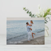 Strand Romance Foto Bruiloft Save the Date Kaart (Staand voorkant)