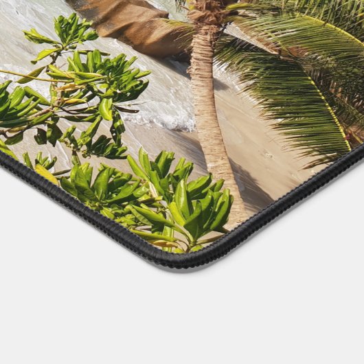 Strand Scène van Palm Trees & Large Rock Bureaumat (Hoek)