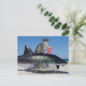 STRANDKAT OP SHARK GRAPPIG BRIEFKAART (Staand voorkant)