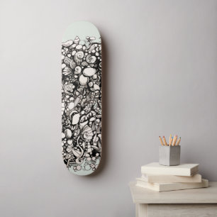 Strandkei tekening zwart wit skateboard