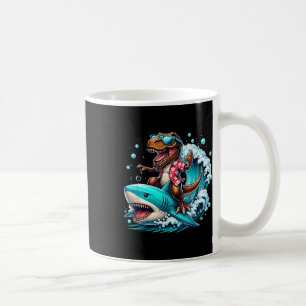 Strandliefhebber T-rex Dinosaurus Riding Shark Sur Koffiemok
