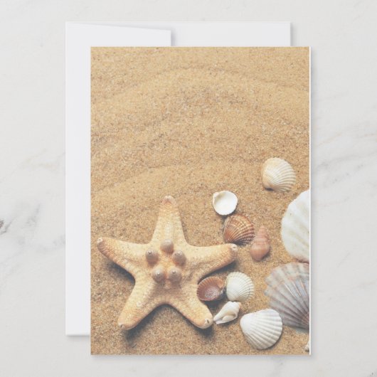 Strandzand, schelpen en zeesterren bruiloft uitnod kaart (Achterkant)