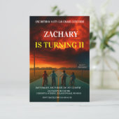 Stranger Things–Inspired Birthday Invitation Party (Debout devant)