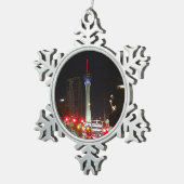 Stratosphere Tower Las Vegas #3 Snowflake Ornament (Rechts)