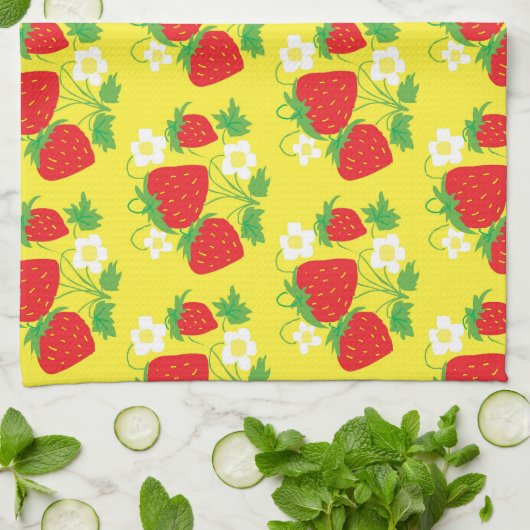 Strawberry and Flower Yellow Pattern Theedoek (Gevouwen)
