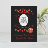 Strawberry Birthday Invitation (Debout devant)